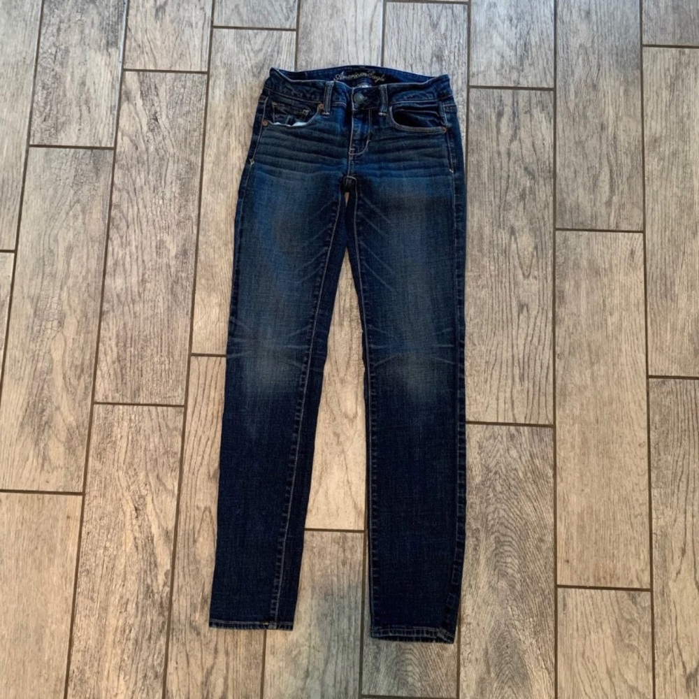 American Eagle Super Stretch Skinny - 2 Regular